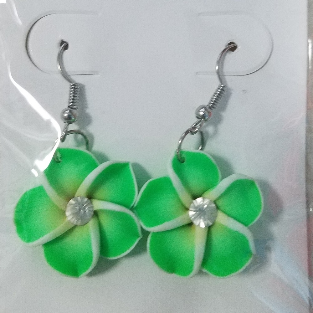 Earrings - Picture 3 of 4